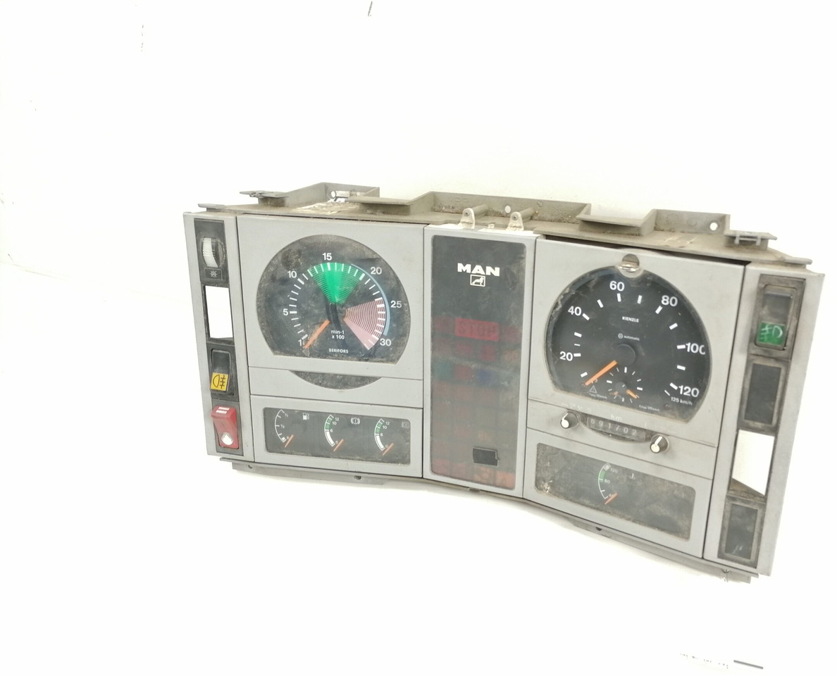 MAN Dashboard 81272026107 - Painel de instrumentos por Camião: foto 1 MAN Dashboard 81272026107 - Painel de instrumentos por Camião: foto 1