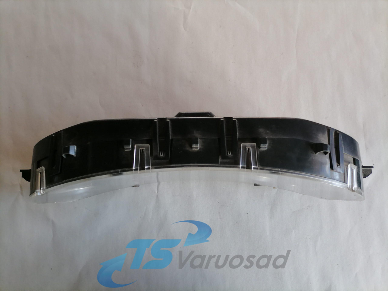 MAN Dashboard 81272026180 - Painel de instrumentos por Camião: foto 2 MAN Dashboard 81272026180 - Painel de instrumentos por Camião: foto 2