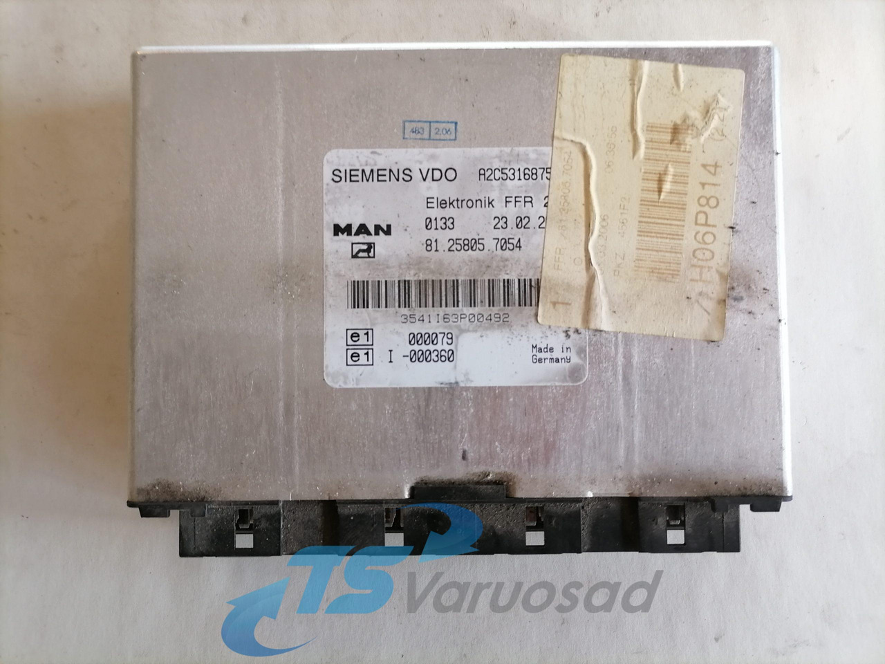MAN Ecu, FFR 81258057054 - Centralina electrónica por Camião: foto 2 MAN Ecu, FFR 81258057054 - Centralina electrónica por Camião: foto 2