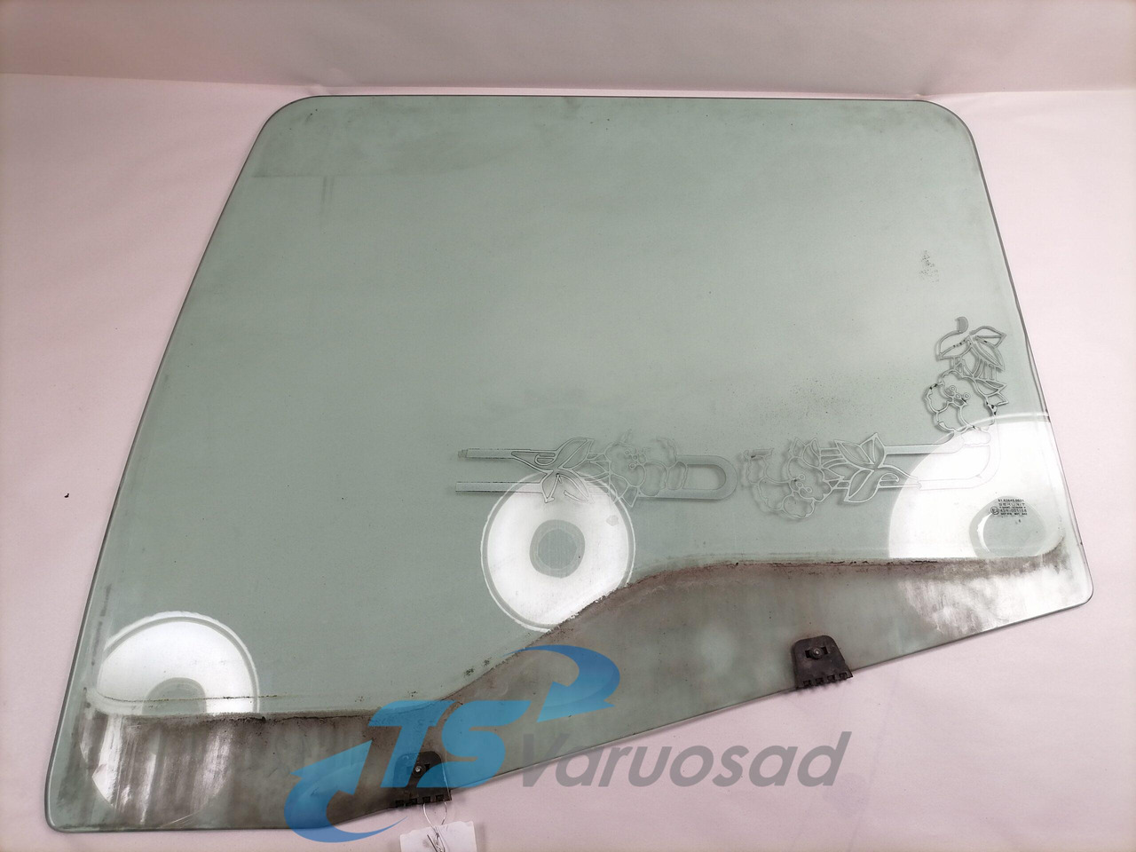 MAN Küljeklaas, vasak 81626450039 - Vidro e peças por Camião: foto 1 MAN Küljeklaas, vasak 81626450039 - Vidro e peças por Camião: foto 1