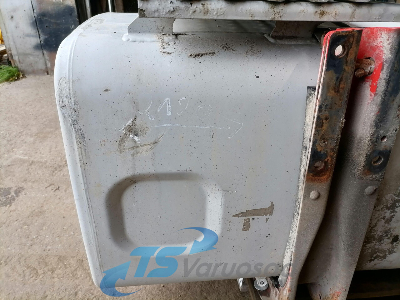 MAN Kütusepaak 780L 81122015608 - Tanque de combustível por Camião: foto 5 MAN Kütusepaak 780L 81122015608 - Tanque de combustível por Camião: foto 5