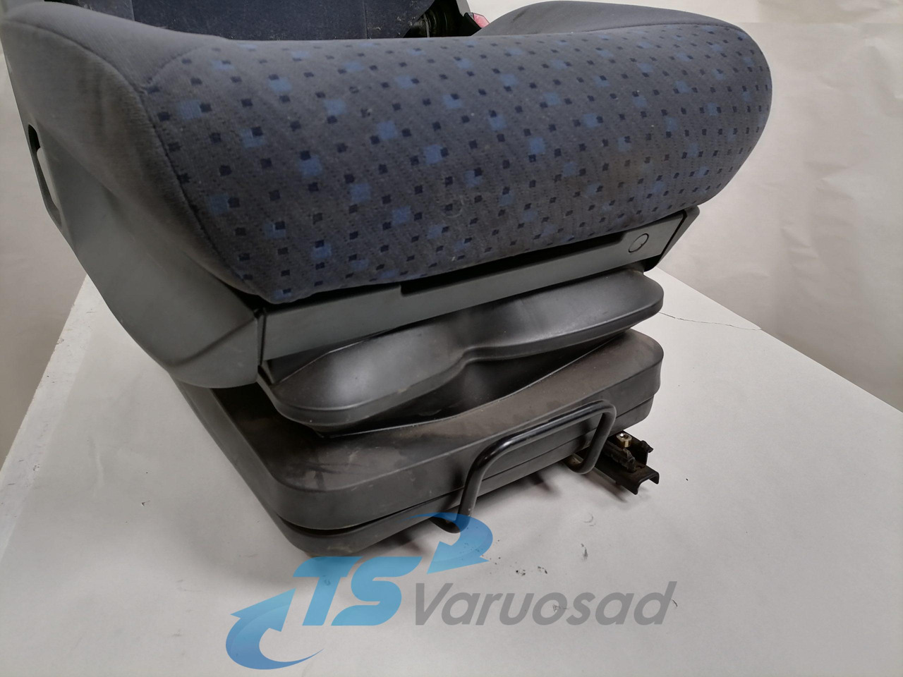 MAN Passenger seat 81623076150 - Banco por Camião: foto 5 MAN Passenger seat 81623076150 - Banco por Camião: foto 5