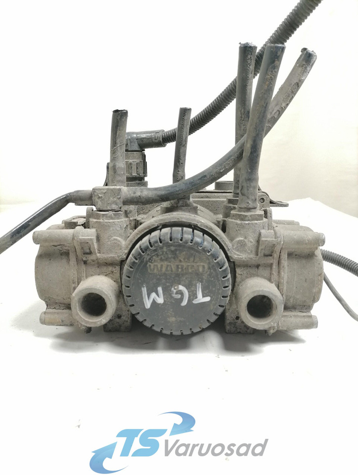 MAN Rear axel brake pressure control valve 4801041030 - Válvula de freio por Camião: foto 2 MAN Rear axel brake pressure control valve 4801041030 - Válvula de freio por Camião: foto 2