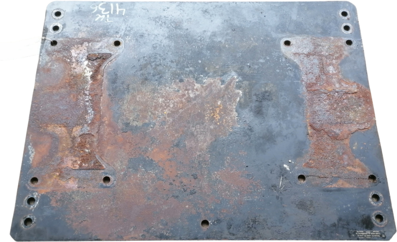 MAN Saddle plate 81427150036 - Quinta-roda por Camião: foto 1 MAN Saddle plate 81427150036 - Quinta-roda por Camião: foto 1
