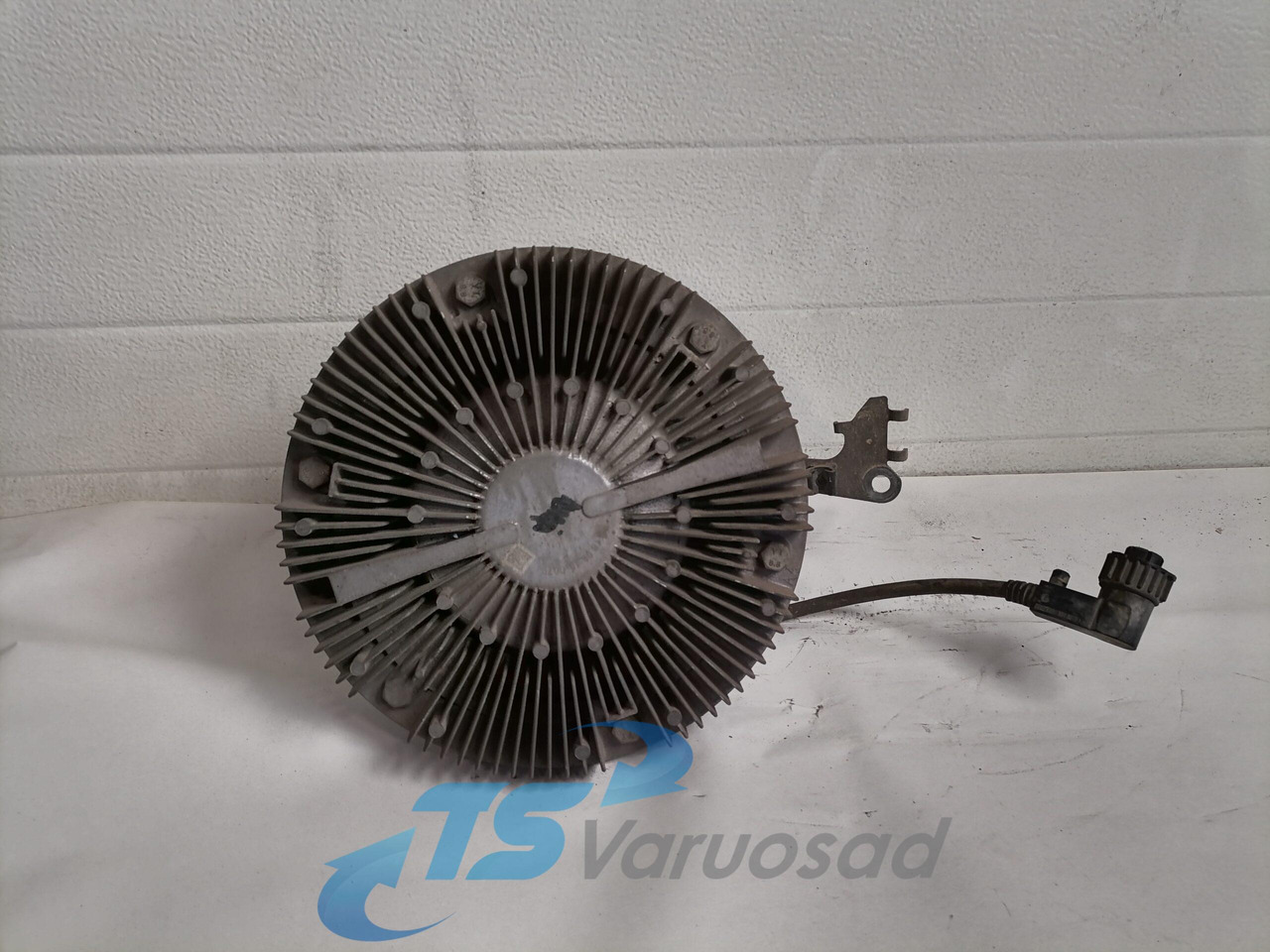 MB Cooling fan 0720002086 - Ventilador por Camião: foto 1 MB Cooling fan 0720002086 - Ventilador por Camião: foto 1