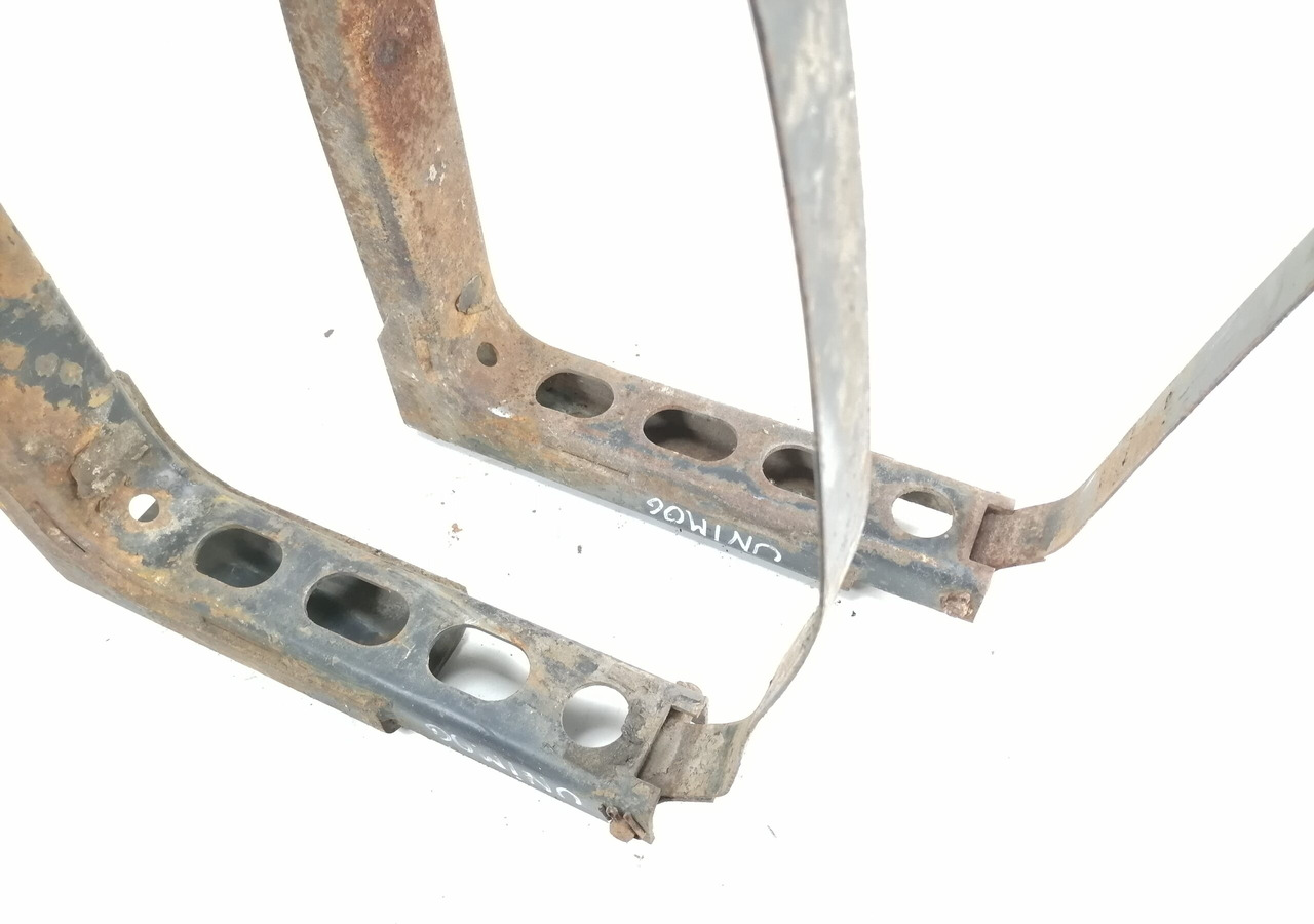 MB Kütusepaagi kandur, MB 12345 - Tanque de combustível por Camião: foto 2 MB Kütusepaagi kandur, MB 12345 - Tanque de combustível por Camião: foto 2