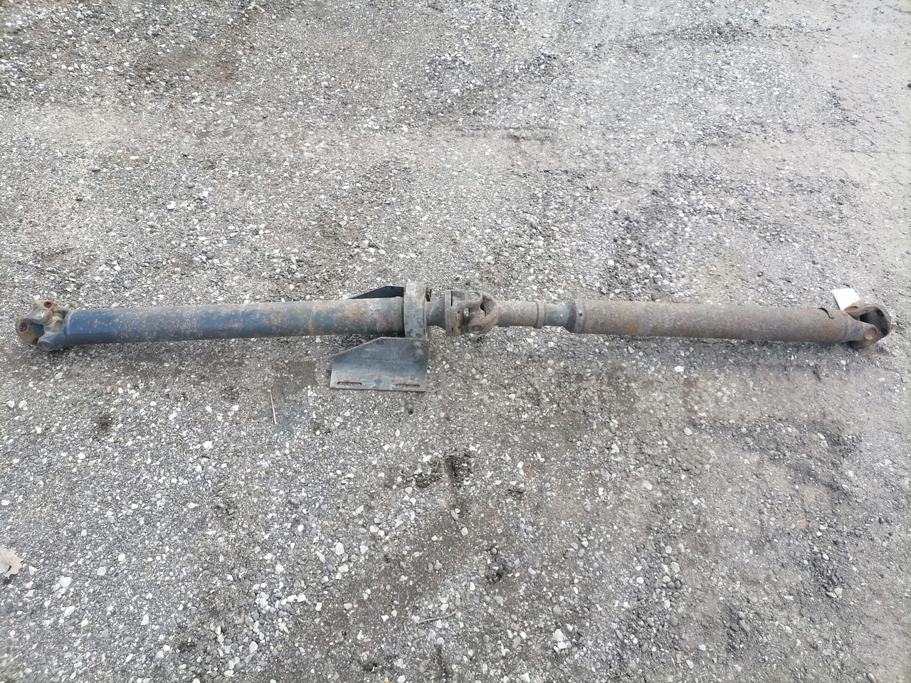 MB Propeller shaft 12345 - Veio de transmissão por Camião: foto 2 MB Propeller shaft 12345 - Veio de transmissão por Camião: foto 2