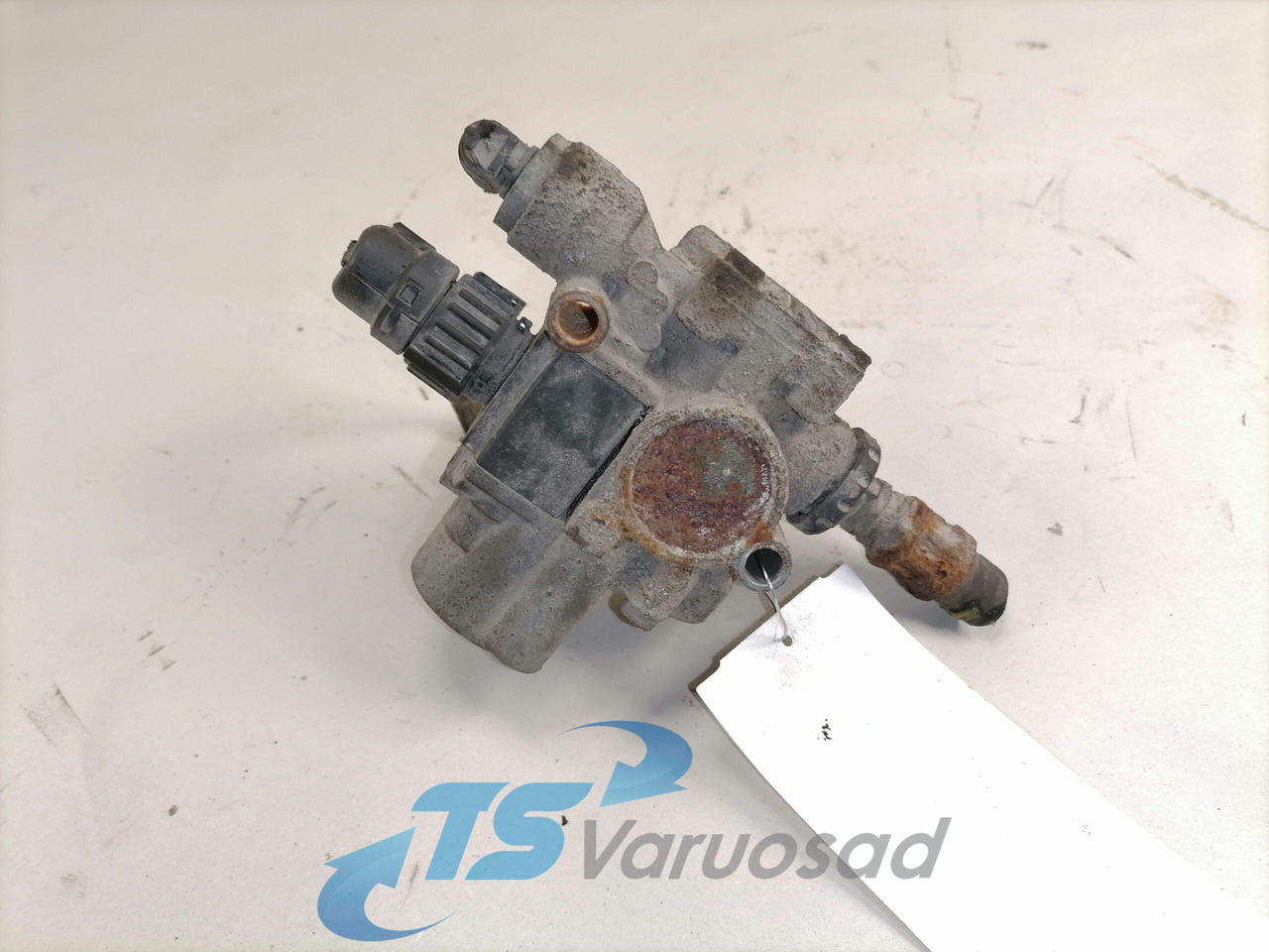 Mercedes-Benz ABS brake valve 0044296544 - Válvula de freio por Camião: foto 2 Mercedes-Benz ABS brake valve 0044296544 - Válvula de freio por Camião: foto 2