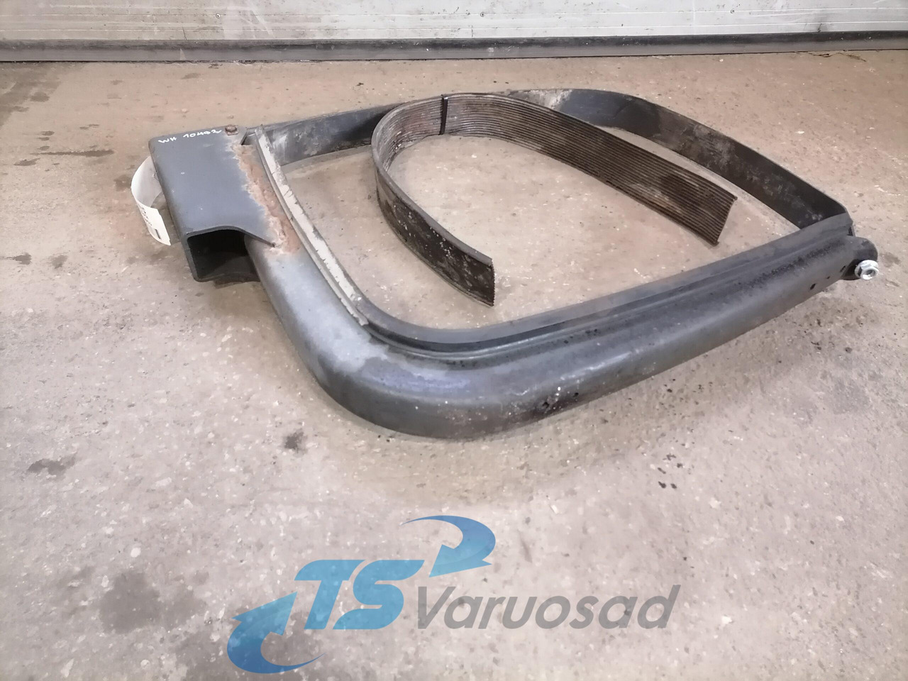 Mercedes-Benz ADBlue paagi kandur A9304703242 - Sistema de combustível por Camião: foto 2 Mercedes-Benz ADBlue paagi kandur A9304703242 - Sistema de combustível por Camião: foto 2