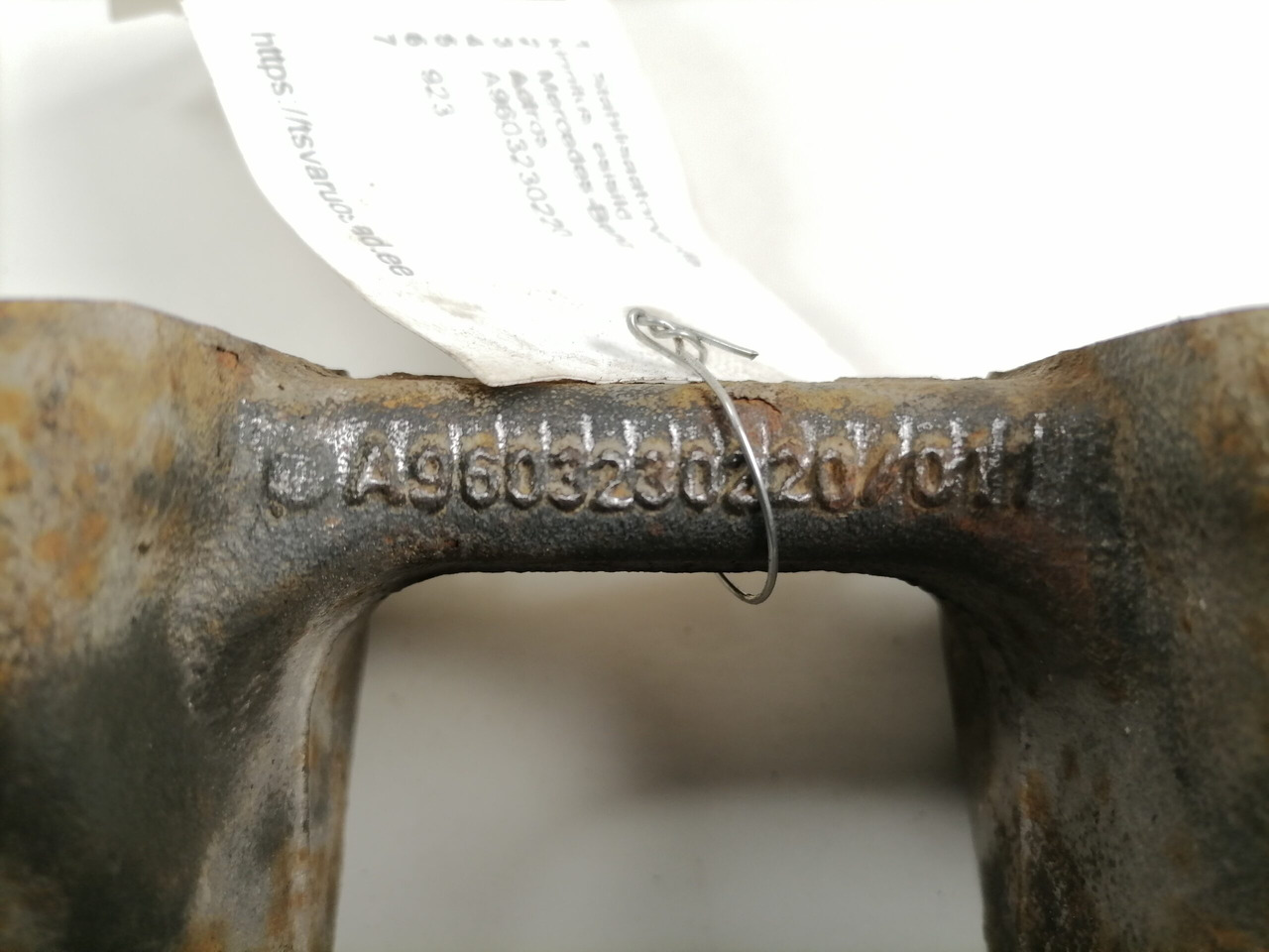 Mercedes-Benz Anti-roll bar bracket A9603230220 - Barra estabilizadora por Camião: foto 2 Mercedes-Benz Anti-roll bar bracket A9603230220 - Barra estabilizadora por Camião: foto 2