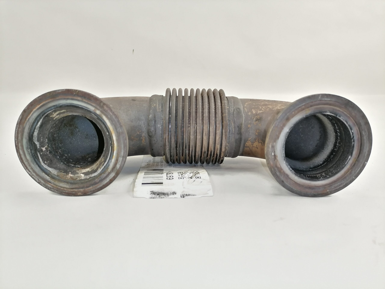 Mercedes-Benz EGR pipe A4711400508 - Sistema de escape por Camião: foto 3 Mercedes-Benz EGR pipe A4711400508 - Sistema de escape por Camião: foto 3