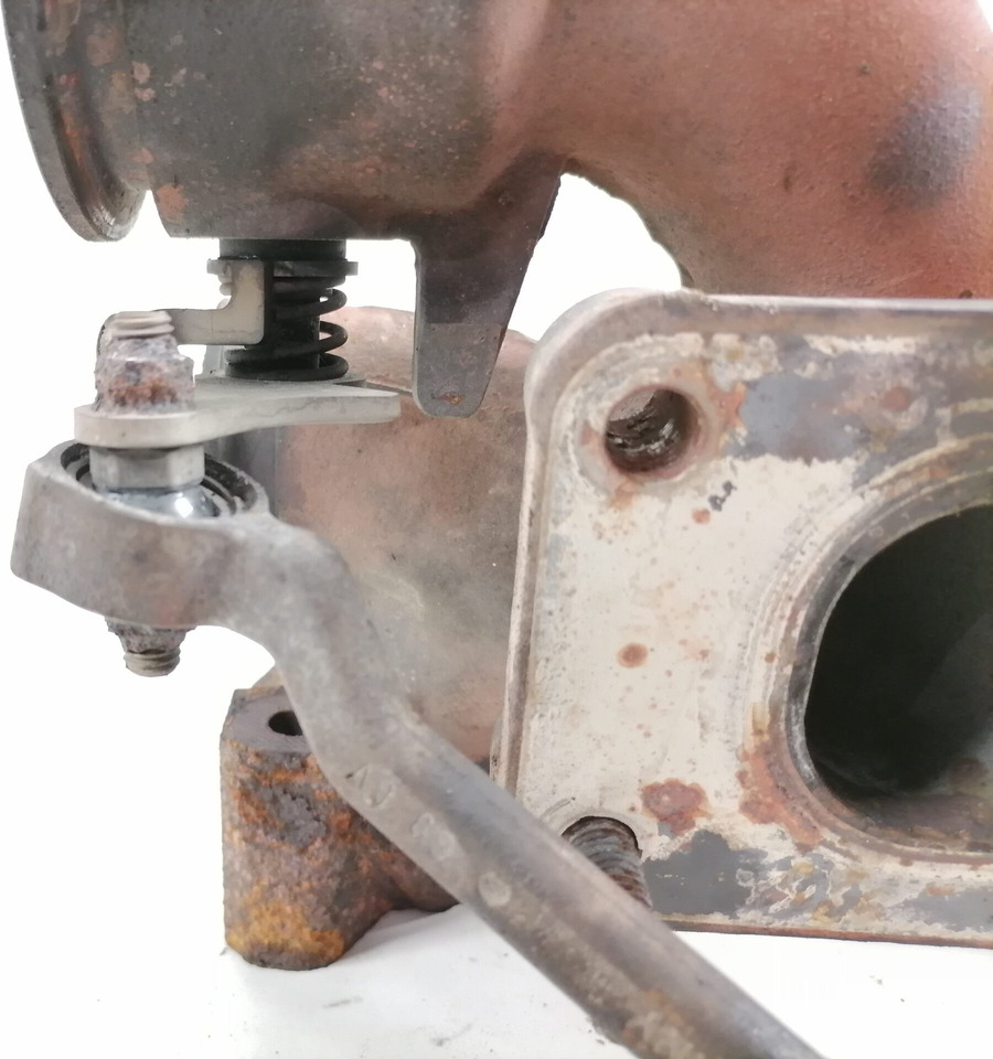 Mercedes-Benz Exhaust mainfold A4711401614 - Colector de escape por Camião: foto 5 Mercedes-Benz Exhaust mainfold A4711401614 - Colector de escape por Camião: foto 5