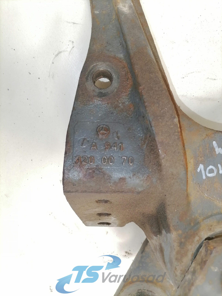 Mercedes-Benz Leaf spring bracket A9413200070 - Suspensão por Camião: foto 3 Mercedes-Benz Leaf spring bracket A9413200070 - Suspensão por Camião: foto 3
