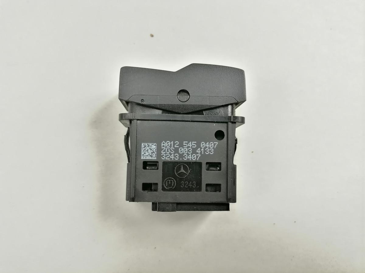 Mercedes-Benz Lüliti 0125450407 - Cabine por Camião: foto 4 Mercedes-Benz Lüliti 0125450407 - Cabine por Camião: foto 4