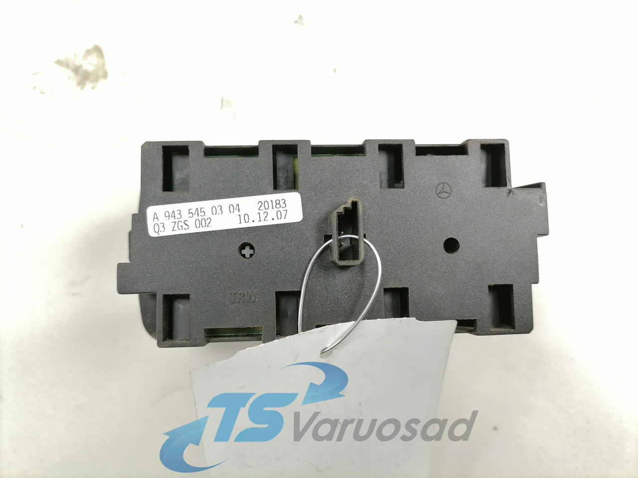 Mercedes-Benz Lüliti, differentsiaalilukk A9435450304 - Cabine por Camião: foto 3 Mercedes-Benz Lüliti, differentsiaalilukk A9435450304 - Cabine por Camião: foto 3