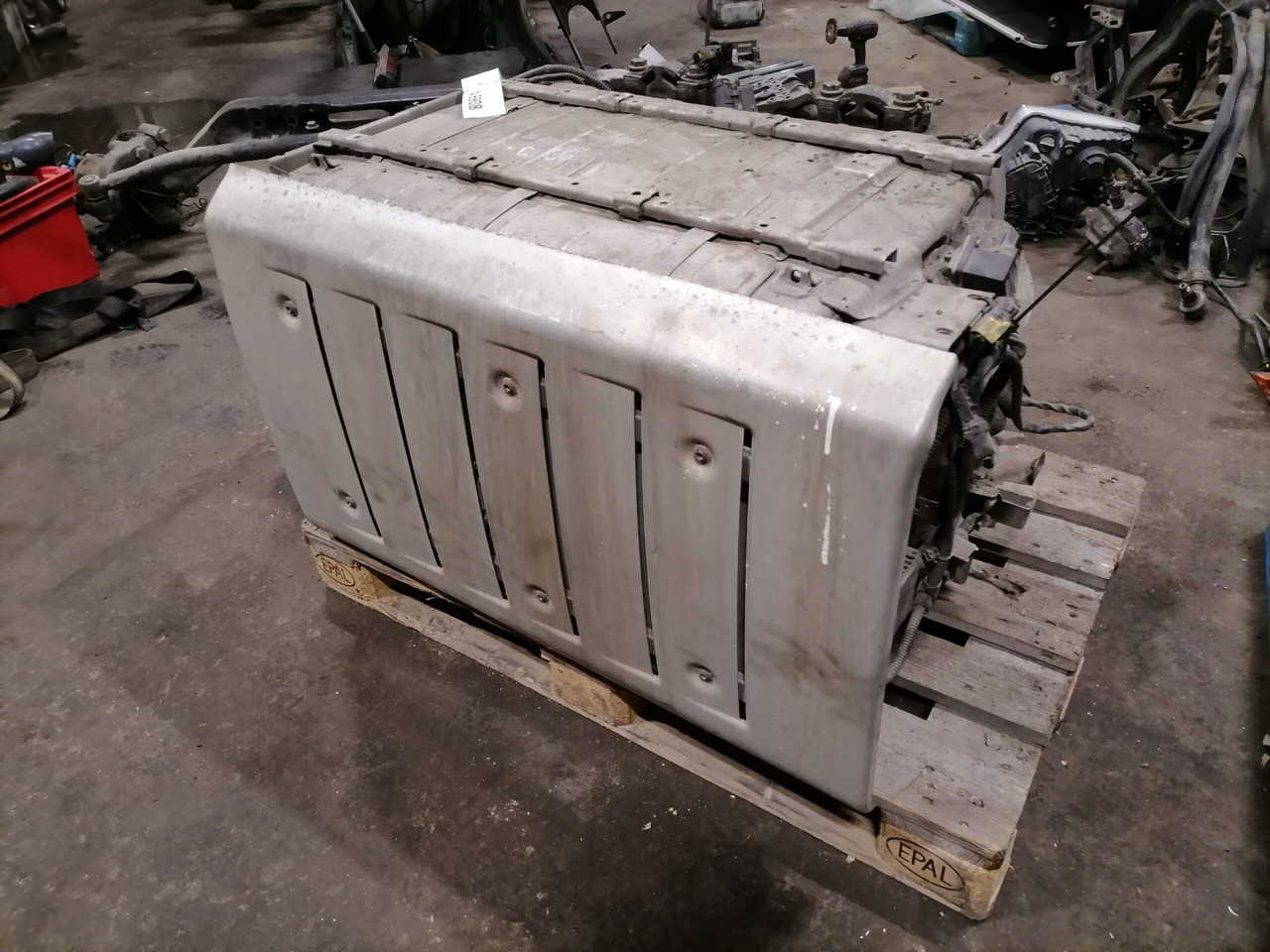 Mercedes-Benz Muffler A0064908512 - Silenciador por Camião: foto 2 Mercedes-Benz Muffler A0064908512 - Silenciador por Camião: foto 2