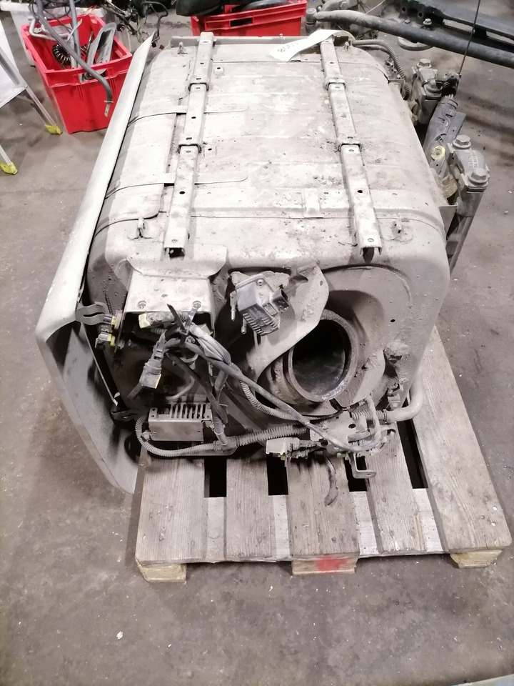 Mercedes-Benz Muffler A0064908512 - Silenciador por Camião: foto 3 Mercedes-Benz Muffler A0064908512 - Silenciador por Camião: foto 3