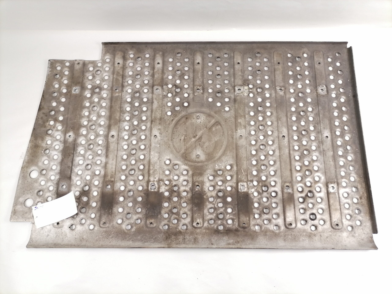 Mercedes-Benz Muffler cover A9604923930 - Silenciador por Camião: foto 3 Mercedes-Benz Muffler cover A9604923930 - Silenciador por Camião: foto 3