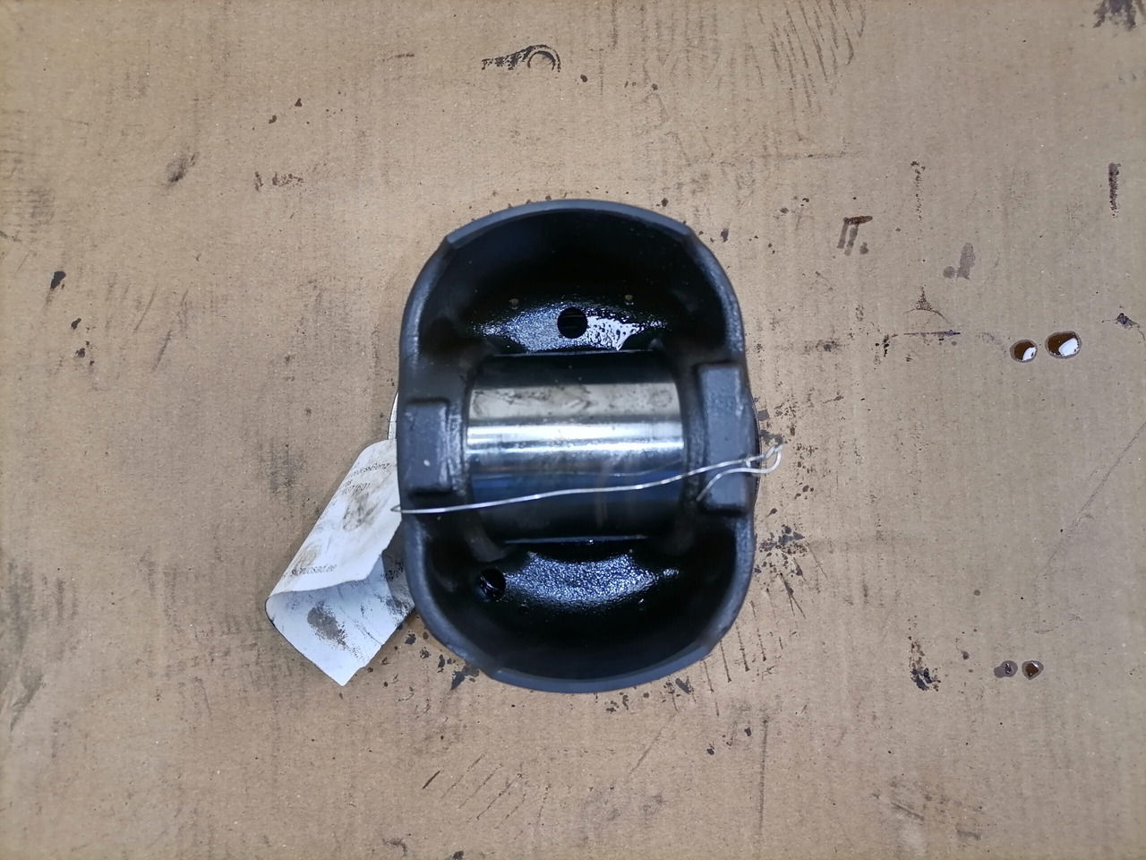 Mercedes-Benz Piston A4710371601 - Piston/ Anel/ Buch por Camião: foto 5 Mercedes-Benz Piston A4710371601 - Piston/ Anel/ Buch por Camião: foto 5