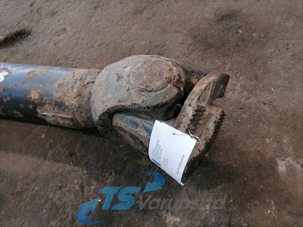 Mercedes-Benz Propeller shaft A6574101802 - Veio de transmissão por Camião: foto 2 Mercedes-Benz Propeller shaft A6574101802 - Veio de transmissão por Camião: foto 2
