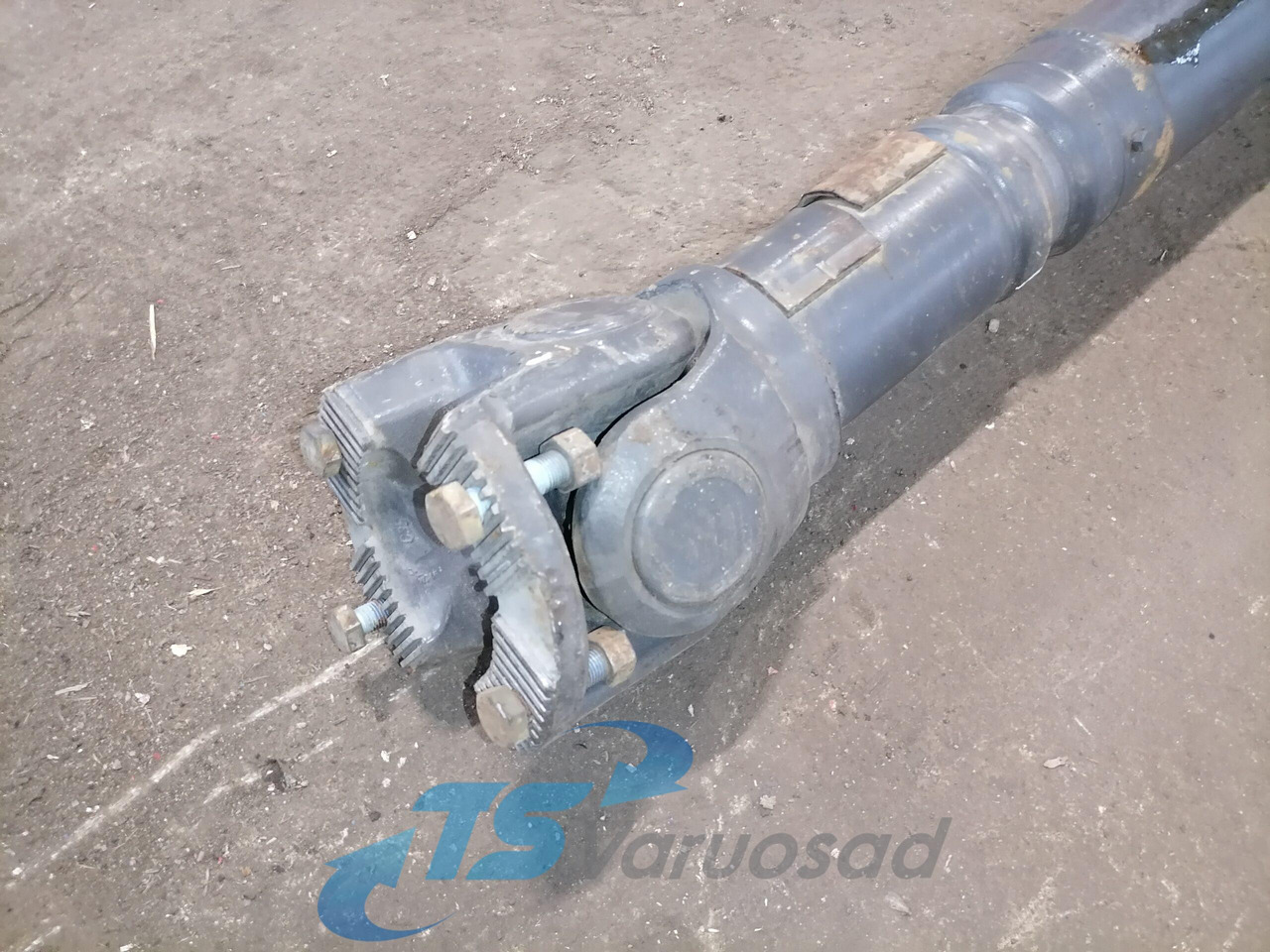 Mercedes-Benz Propeller shaft A6574103402 - Veio de transmissão por Camião: foto 3 Mercedes-Benz Propeller shaft A6574103402 - Veio de transmissão por Camião: foto 3