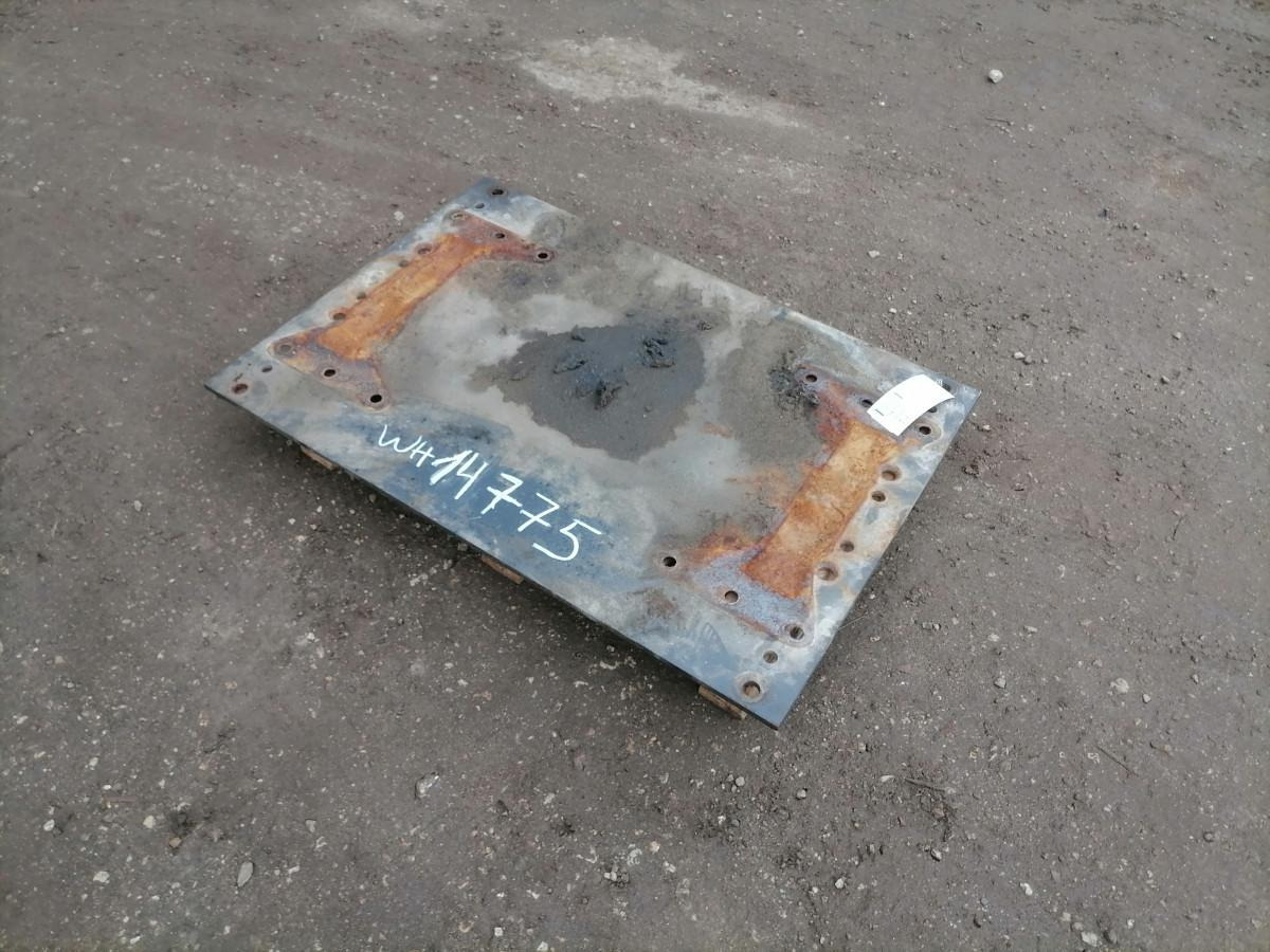Mercedes-Benz Saddle plate A0003152521 - Quinta-roda por Camião: foto 2 Mercedes-Benz Saddle plate A0003152521 - Quinta-roda por Camião: foto 2