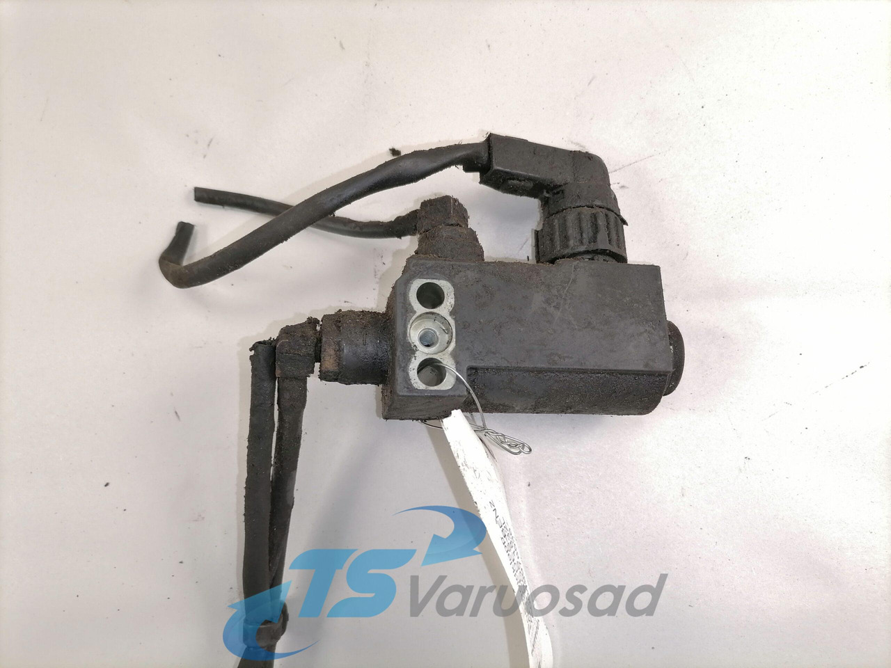 Mercedes-Benz Solenoid valve A0049978536 - Válvula de freio por Camião: foto 3 Mercedes-Benz Solenoid valve A0049978536 - Válvula de freio por Camião: foto 3