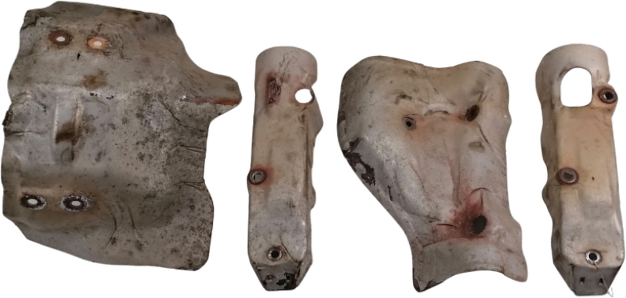 Mercedes-Benz Väljalaskekollektori kuumakaitse A4711401034 - Colector de escape por Camião: foto 1 Mercedes-Benz Väljalaskekollektori kuumakaitse A4711401034 - Colector de escape por Camião: foto 1