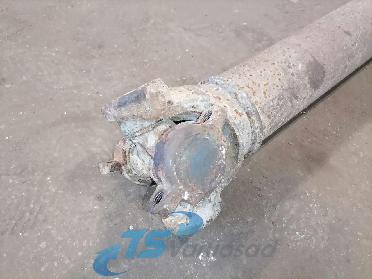 Propeller shaft 1759164 - Veio de transmissão por Camião: foto 2 Propeller shaft 1759164 - Veio de transmissão por Camião: foto 2