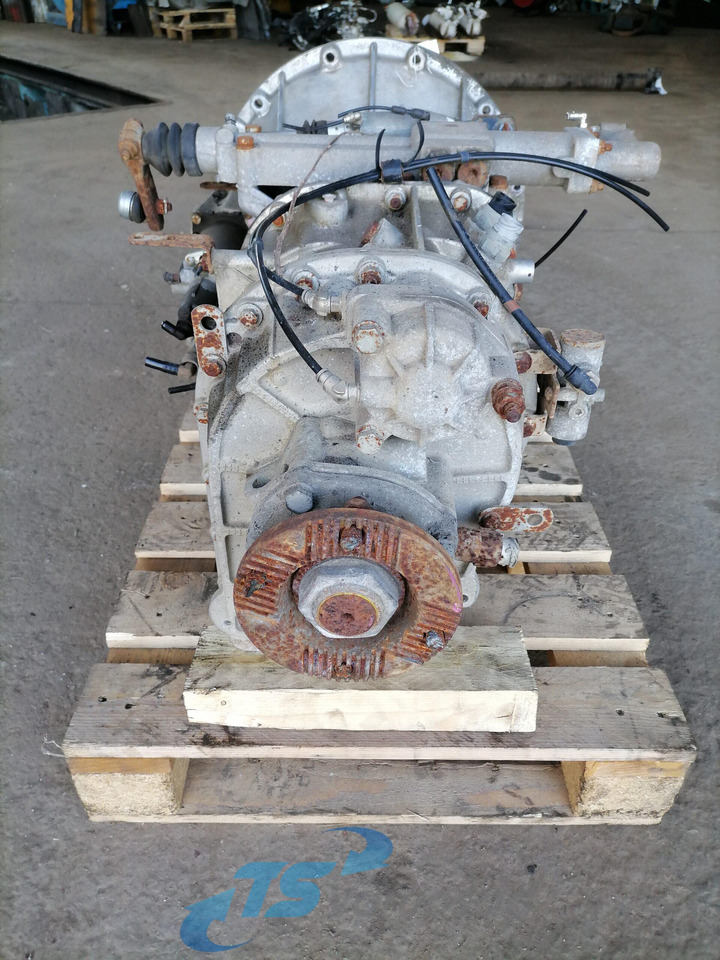 Renault Käigukast Y06365 - Caixas de velocidade e peças por Camião: foto 3 Renault Käigukast Y06365 - Caixas de velocidade e peças por Camião: foto 3