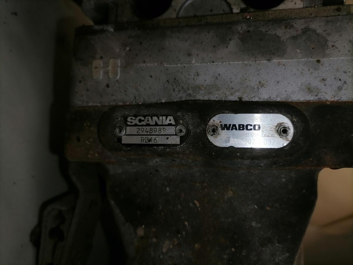 Scania Air compressor 2948989 - Compressor, sistema de ar comprimido por Camião: foto 5 Scania Air compressor 2948989 - Compressor, sistema de ar comprimido por Camião: foto 5