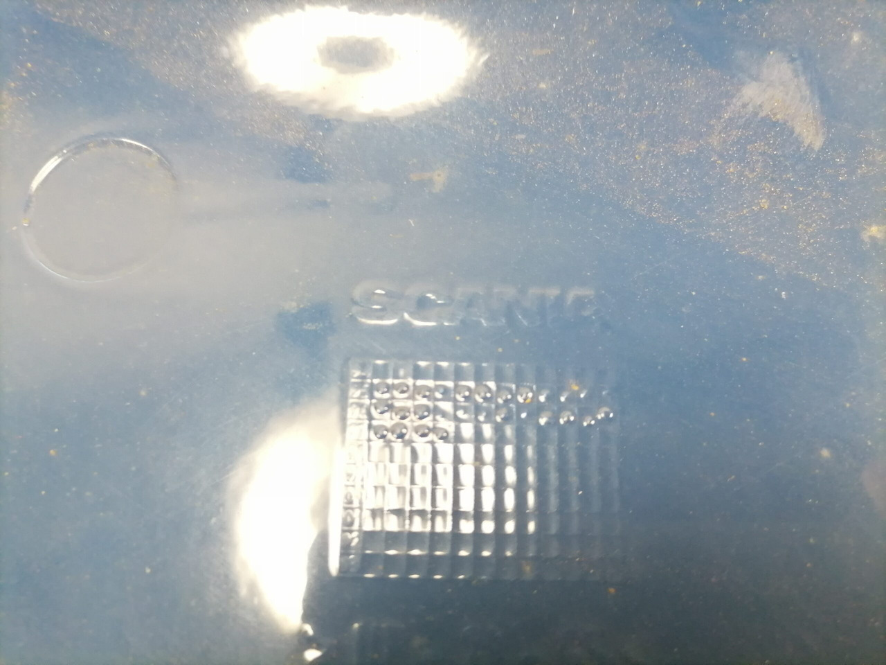 Scania Air deflector 1348513 - Aerodinâmica/ Aerofólio por Camião: foto 4 Scania Air deflector 1348513 - Aerodinâmica/ Aerofólio por Camião: foto 4