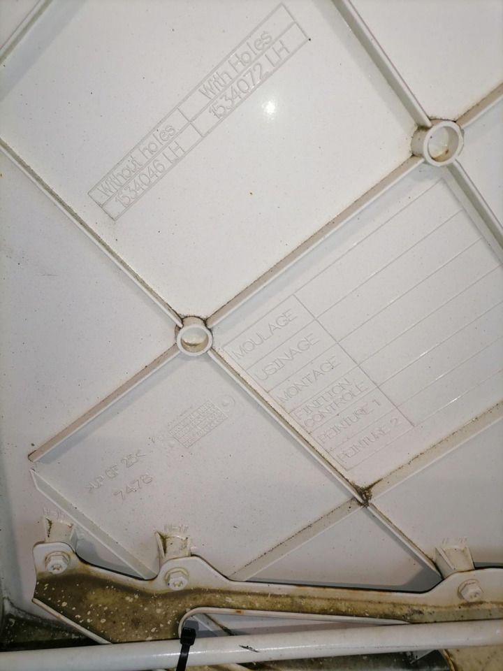 Scania Air deflector 1847085 - Peça universal por Camião: foto 2 Scania Air deflector 1847085 - Peça universal por Camião: foto 2