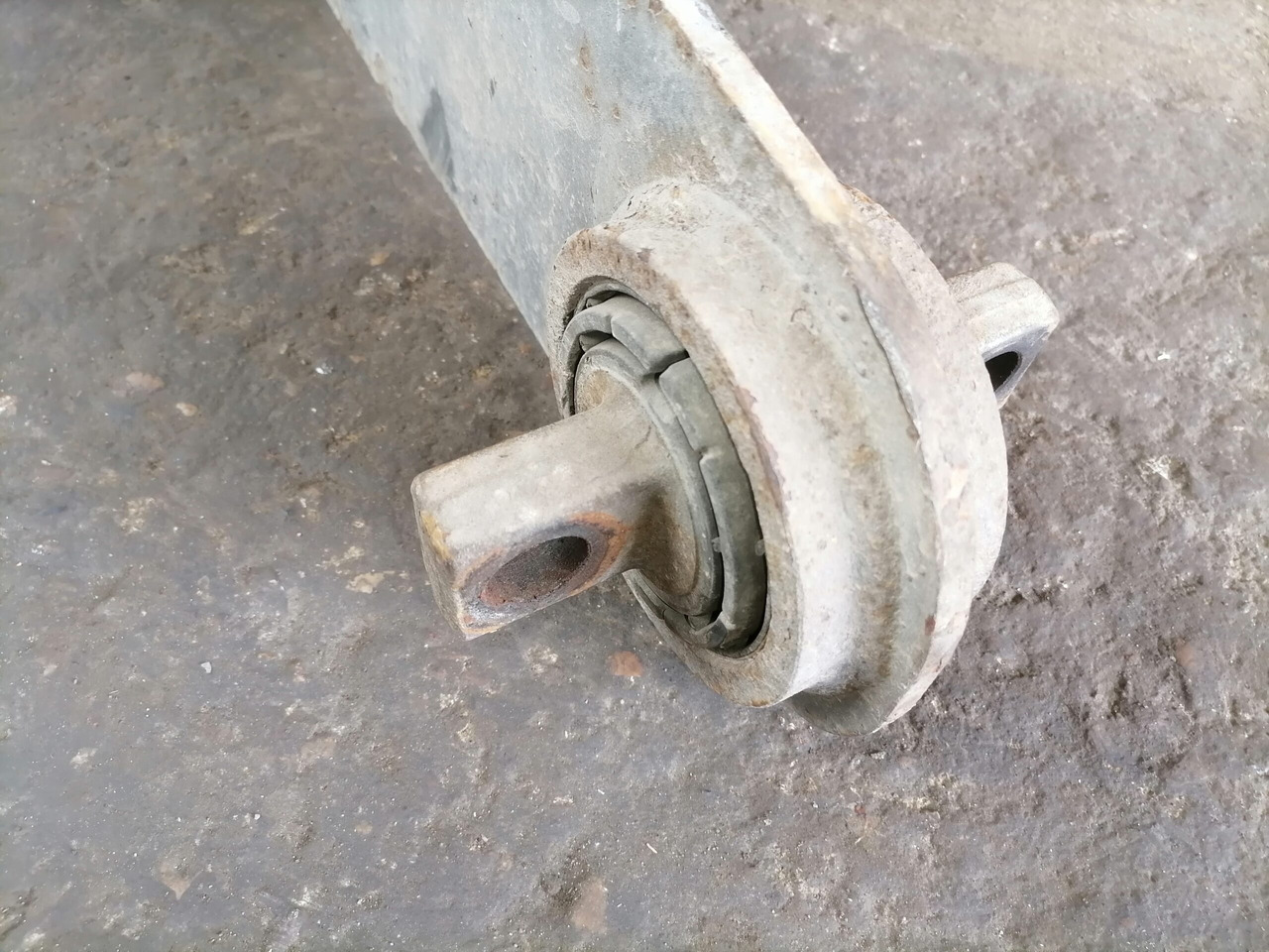 Scania Anti-roll bar 1547385 - Barra estabilizadora por Camião: foto 4 Scania Anti-roll bar 1547385 - Barra estabilizadora por Camião: foto 4