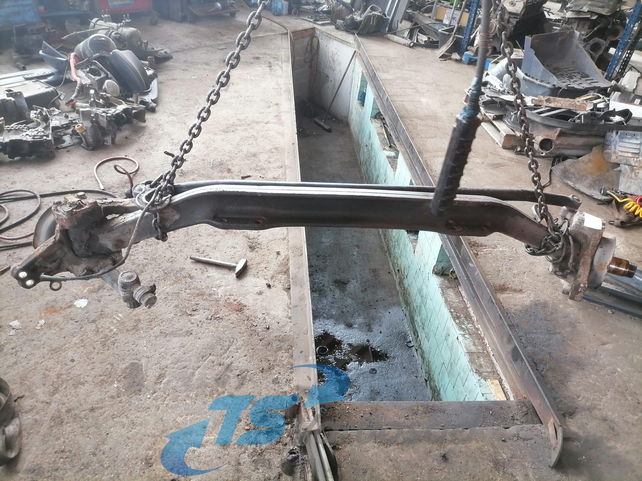 Scania Axel housing 1394399 - Eixo dianteiro por Camião: foto 1 Scania Axel housing 1394399 - Eixo dianteiro por Camião: foto 1