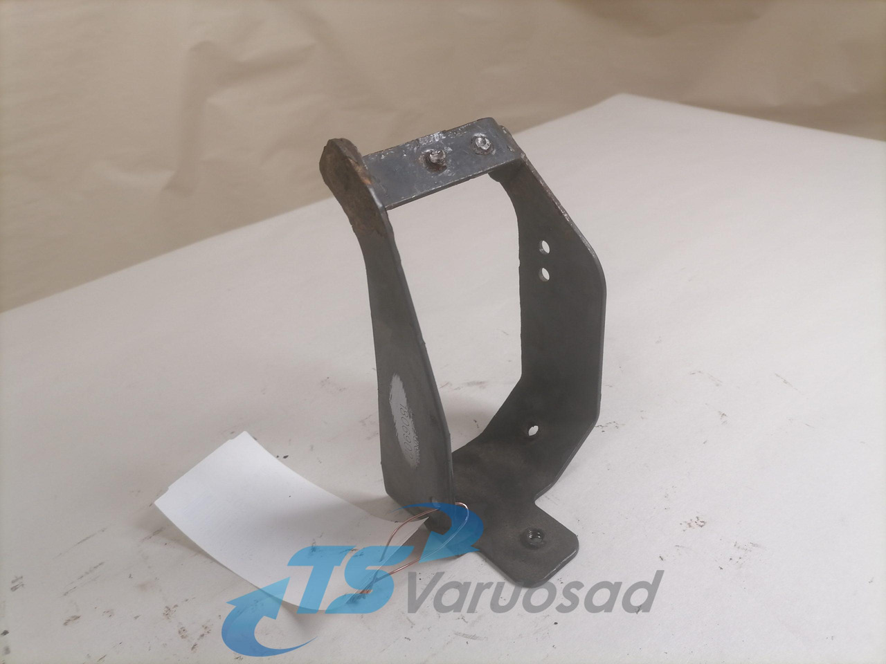 Scania Bracket 1806902 - Estrutura/ Châssis por Camião: foto 1 Scania Bracket 1806902 - Estrutura/ Châssis por Camião: foto 1