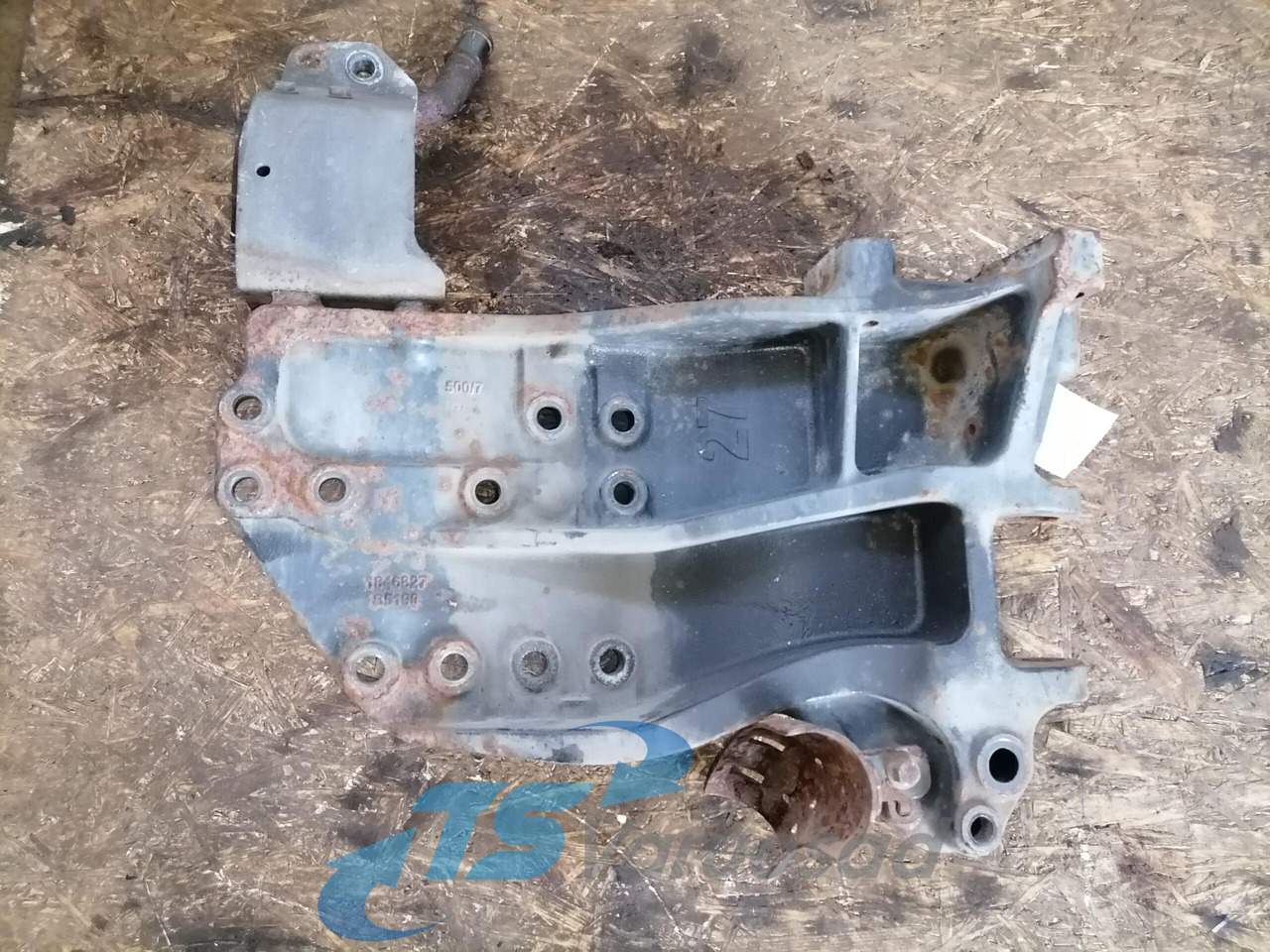 Scania Bracket 1846827 - Estrutura/ Châssis por Camião: foto 2 Scania Bracket 1846827 - Estrutura/ Châssis por Camião: foto 2