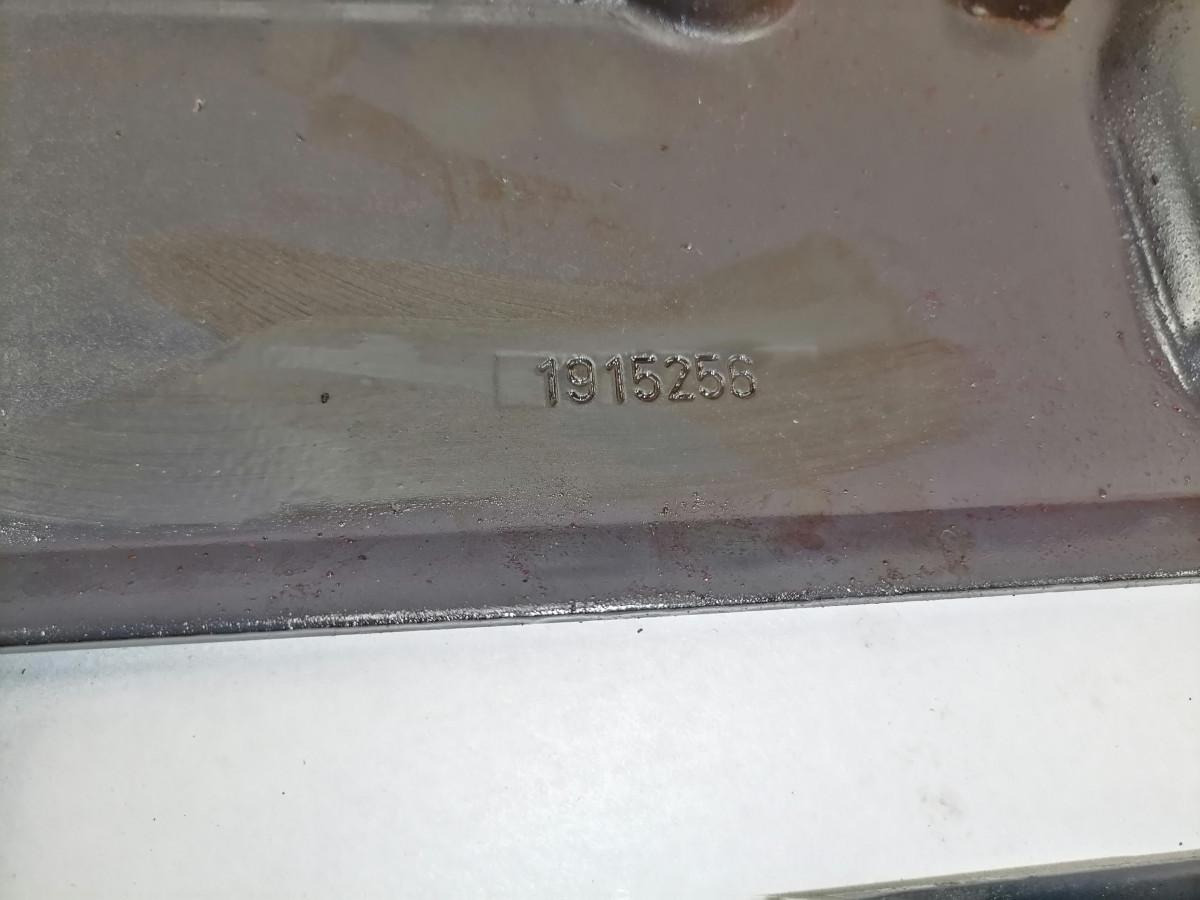 Scania Bumper bracket 1915256 - Para-choque por Camião: foto 4 Scania Bumper bracket 1915256 - Para-choque por Camião: foto 4