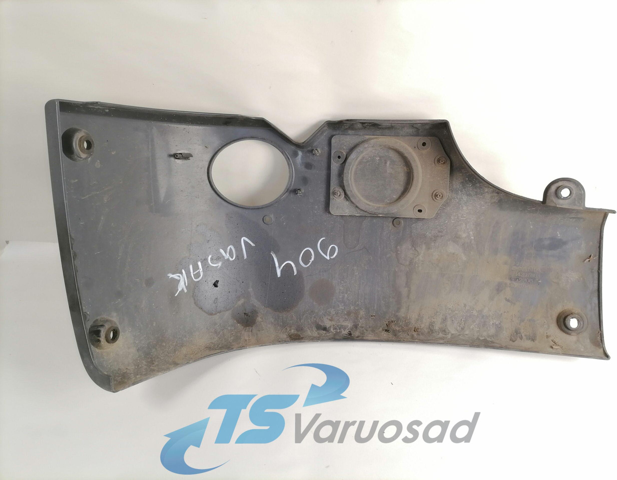 Scania Bumper cover 1439788 - Canto do pára-choque por Camião: foto 2 Scania Bumper cover 1439788 - Canto do pára-choque por Camião: foto 2