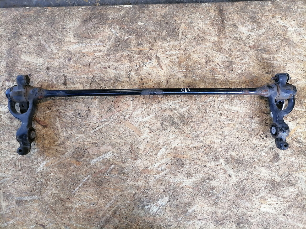 Scania Cab anti-roll bar 1885873 - Suspensão da cabina por Camião: foto 2 Scania Cab anti-roll bar 1885873 - Suspensão da cabina por Camião: foto 2