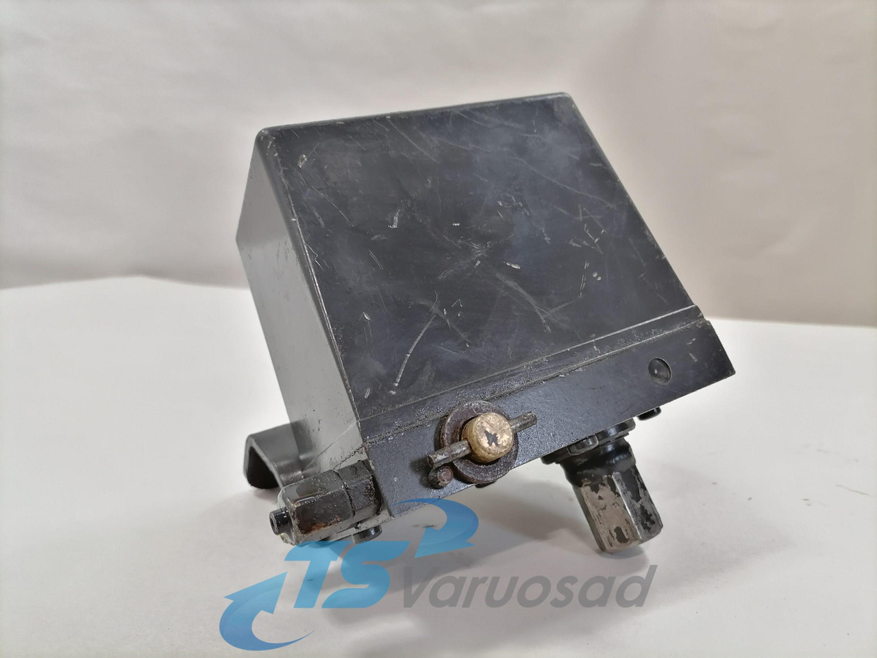 Scania Cab tilting pump 1794906 - Suspensão da cabina por Camião: foto 4 Scania Cab tilting pump 1794906 - Suspensão da cabina por Camião: foto 4