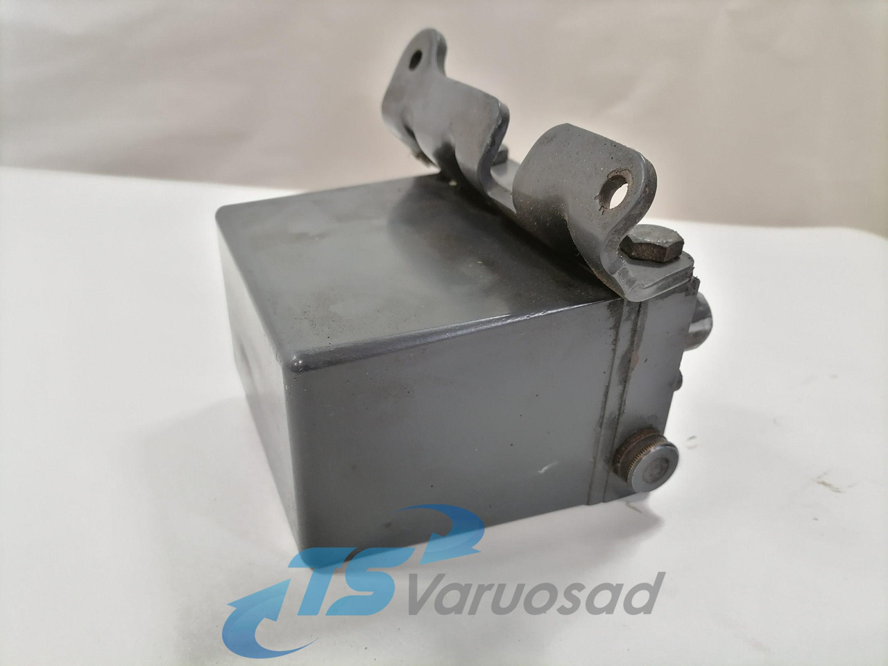 Scania Cab tilting pump 1794907 - Suspensão da cabina por Camião: foto 4 Scania Cab tilting pump 1794907 - Suspensão da cabina por Camião: foto 4
