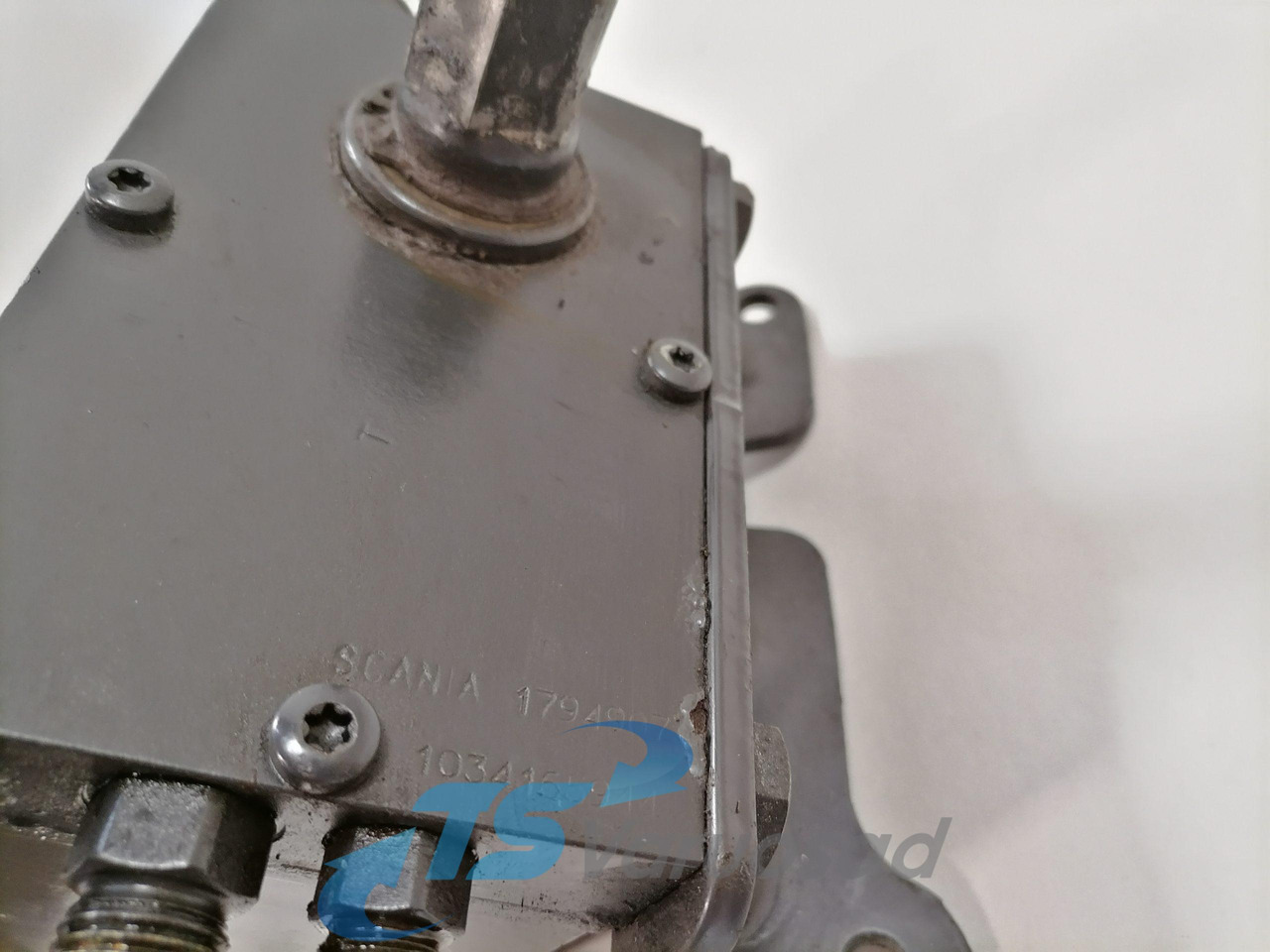 Scania Cab tilting pump 1794907 - Suspensão da cabina por Camião: foto 3 Scania Cab tilting pump 1794907 - Suspensão da cabina por Camião: foto 3