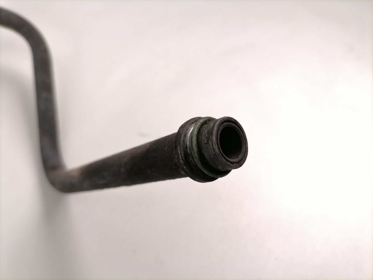Scania Compressor air pipe 1863947 - Compressor, sistema de ar comprimido por Camião: foto 3 Scania Compressor air pipe 1863947 - Compressor, sistema de ar comprimido por Camião: foto 3