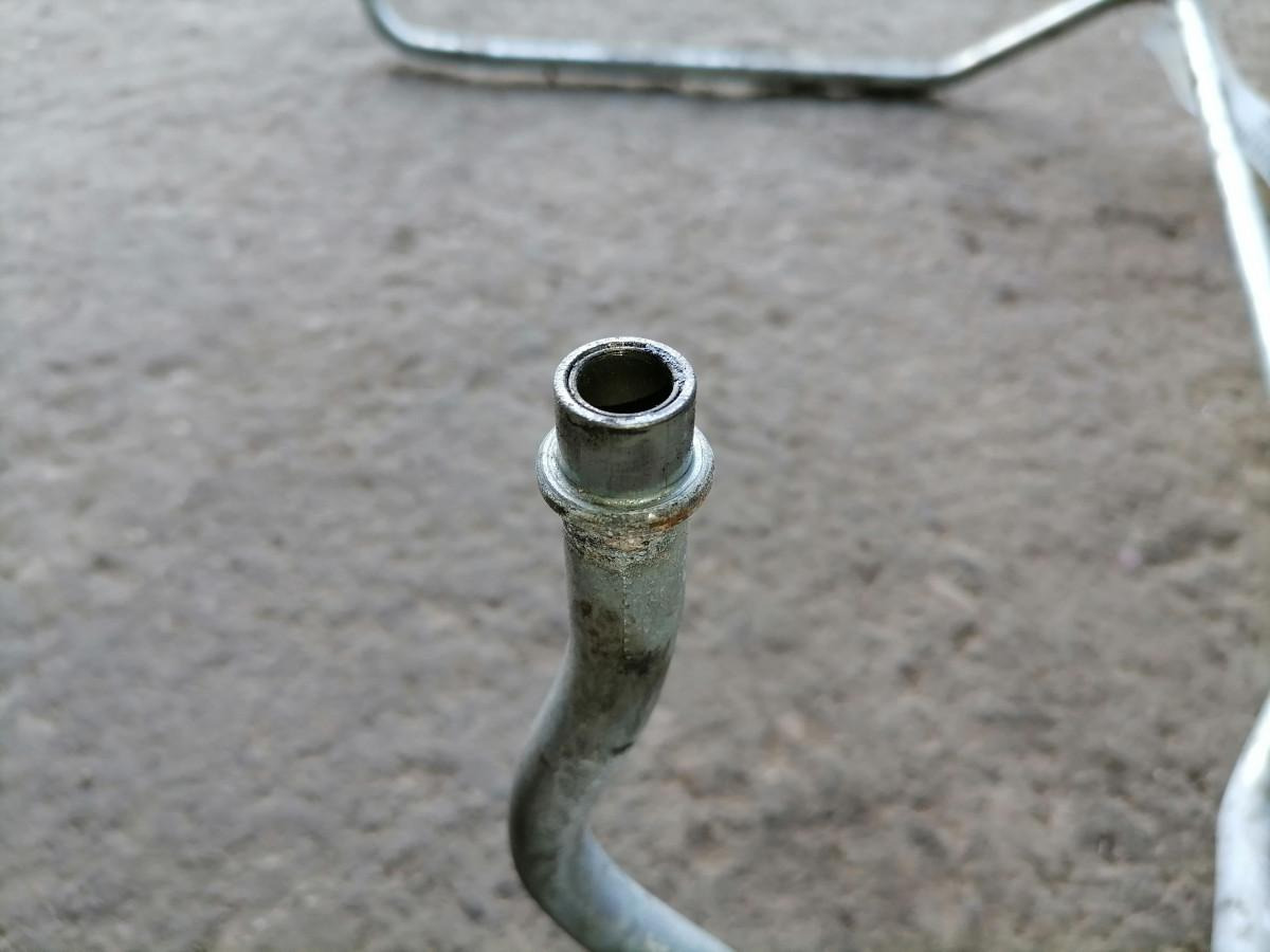 Scania Compressor air pipe 2978408 - Compressor, sistema de ar comprimido por Camião: foto 5 Scania Compressor air pipe 2978408 - Compressor, sistema de ar comprimido por Camião: foto 5