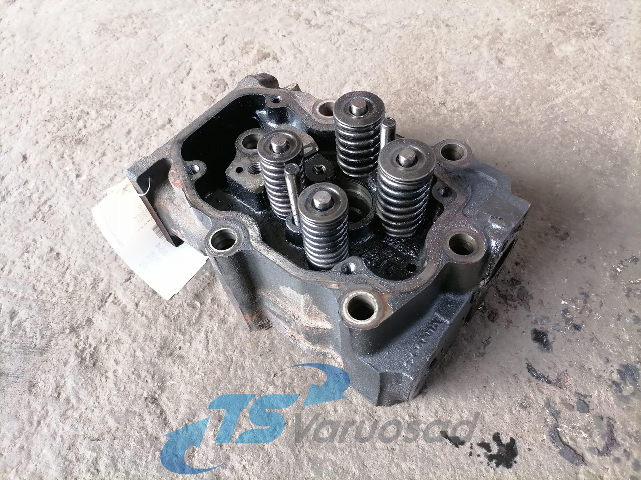 Scania Cylinder head 1522193 - Cabeça do motor por Camião: foto 1 Scania Cylinder head 1522193 - Cabeça do motor por Camião: foto 1