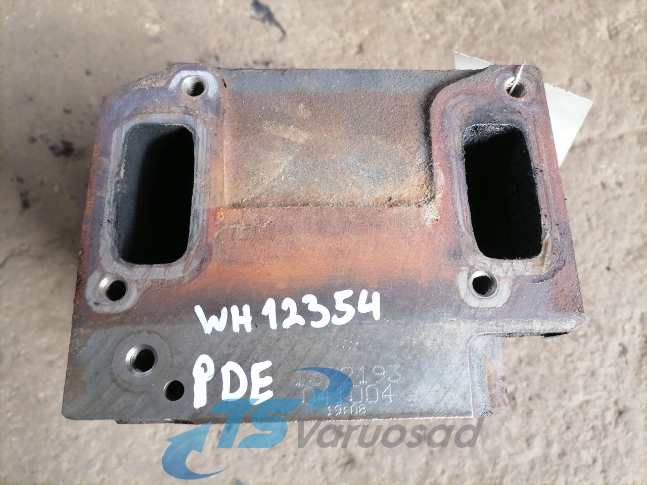 Scania Cylinder head 1522193 - Cabeça do motor por Camião: foto 4 Scania Cylinder head 1522193 - Cabeça do motor por Camião: foto 4