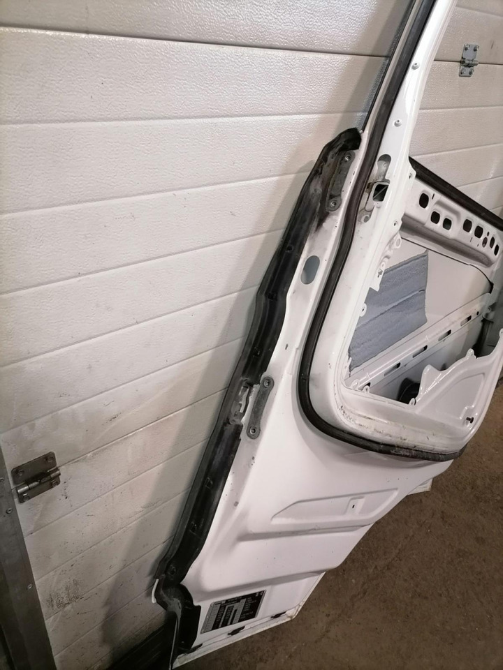 Scania Door 2653997 - Porta e peças por Camião: foto 2 Scania Door 2653997 - Porta e peças por Camião: foto 2