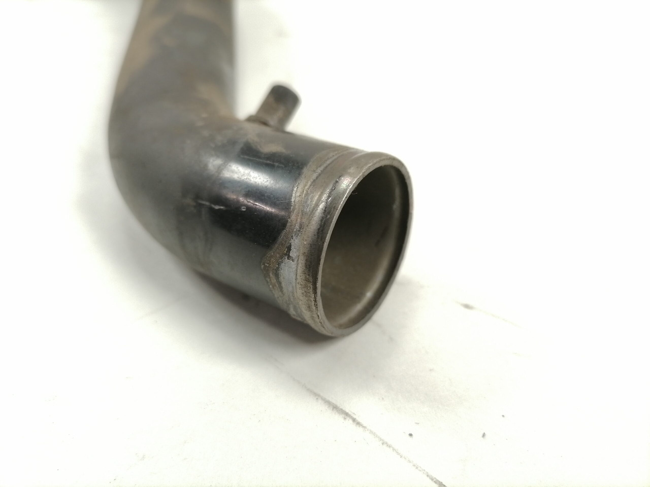 Scania EGR cooler pipe 1918955 - Radiador EGR por Camião: foto 3 Scania EGR cooler pipe 1918955 - Radiador EGR por Camião: foto 3