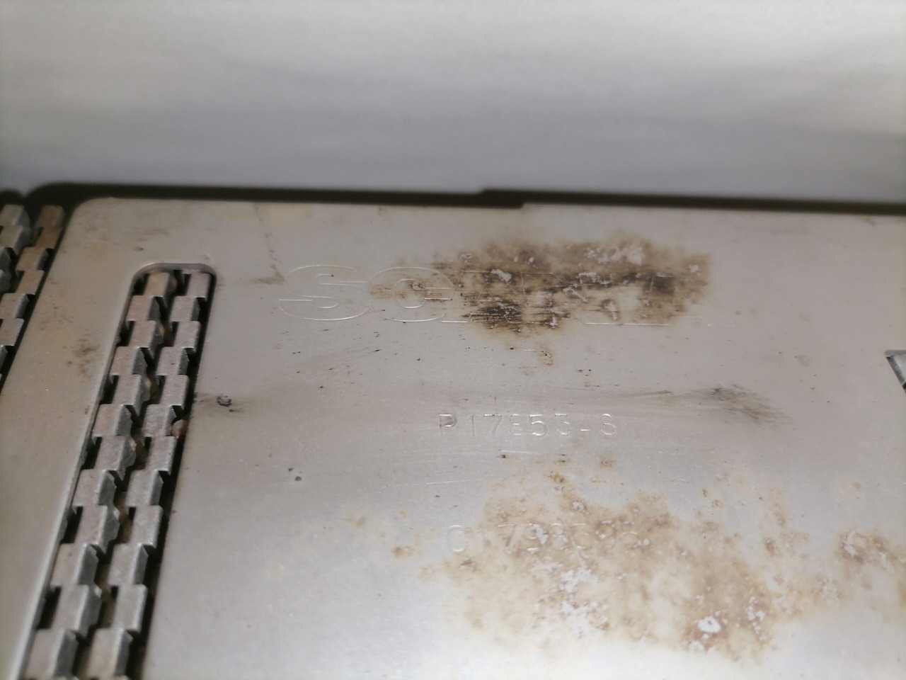 Scania EGR radiator 1785348 - Radiador EGR por Camião: foto 5 Scania EGR radiator 1785348 - Radiador EGR por Camião: foto 5